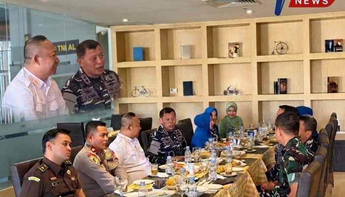 Kunjungan Kerja Dankodaeral XII di Ketapang, Perkuat Sinergi Pertahanan Maritim