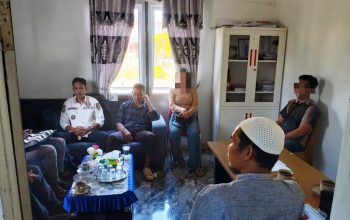 Mediasi di Kantor Desa Teluk Batang terhadap laporan warga atas dugaan kasus perselingkuhan pada 13 April 2026./dok : istimewa