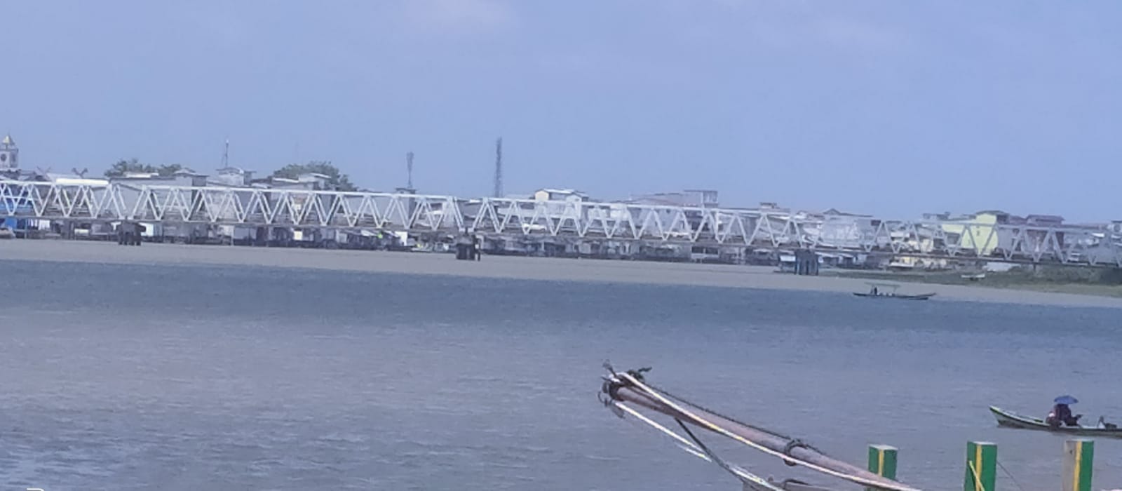 Foto : Sungai Pawan dan Jembatan Pawan 1 Ketapang Kalimantan Barat (dok:kibaunews.id)
