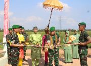 PLK Ketapang Teguhkan Nilai Adat Melayu dalam Penyambutan Komandan Yonif TP 832/PA