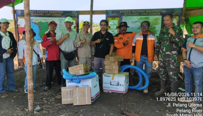 PT NOVA Salurkan Bantuan CSR Peralatan Pemadam Karhutla untuk MPA Desa Negeri Baru dan Desa Pelang