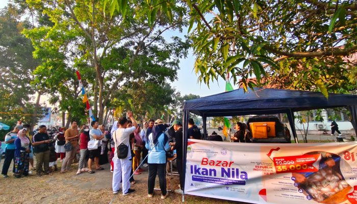 Gerakan Pangan Murah dan Bazaar Ikan Nila Meriahkan HUT ke-81 RI di DKPP Ketapang