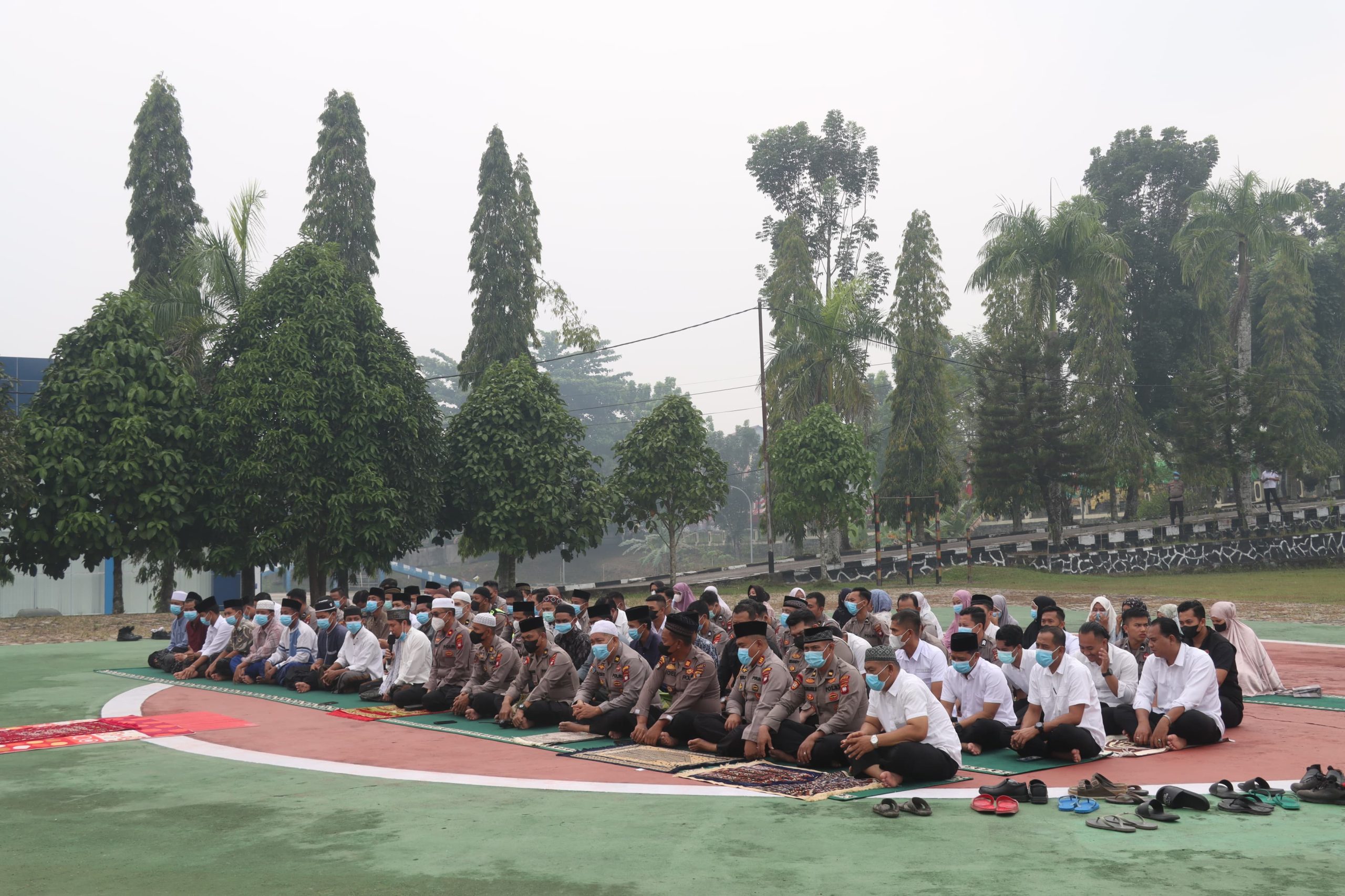Polres landak Selenggarakan Shalat Istisqa