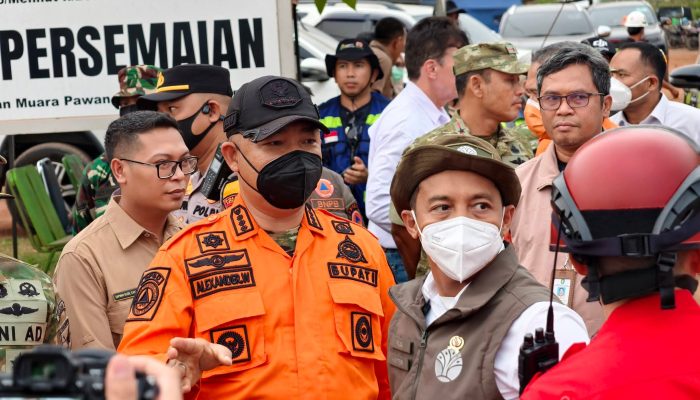 Menteri Kehutanan Turun Langsung ke Ketapang, Apresiasi Perjuangan Petugas Kendalikan Karhutla
