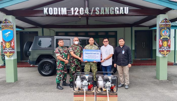 Dukung Penanganan Dampak Karhutla,BRI Serahkan 20 Unit Pompa Air kepada Kodim 1204/Sanggau 