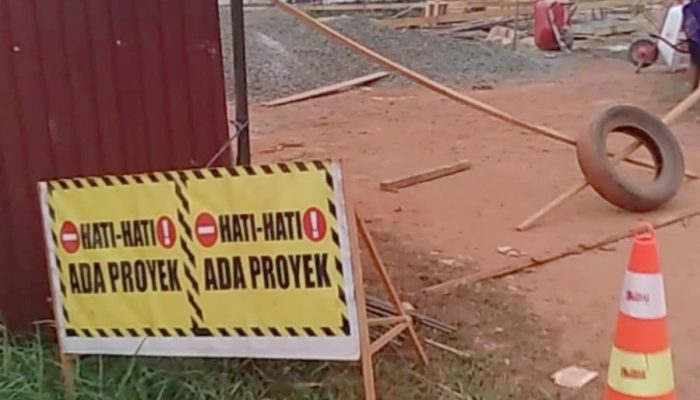 Jalan Raden Sune Kendawangan Ditutup untuk Pengembangan Puskesmas, Warga Pertanyakan Kesepakatan dan Akses Pengganti