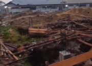 Pelaksana Diduga Menggunakan Material Pasir Pantai pada Pembangunan Puskesmas Kendawangan