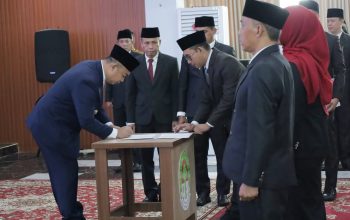 Bupati Ketapang Lantik 115 Pejabat, Tekankan Jabatan sebagai Amanah